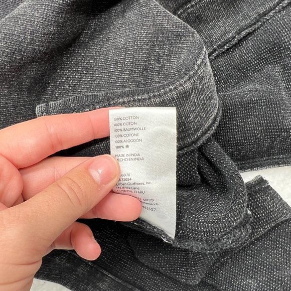 Pilcro | Split-Hem Tunic Top Color Carbon Long Sleeve V Neck Size Small - Picture 7 of 9